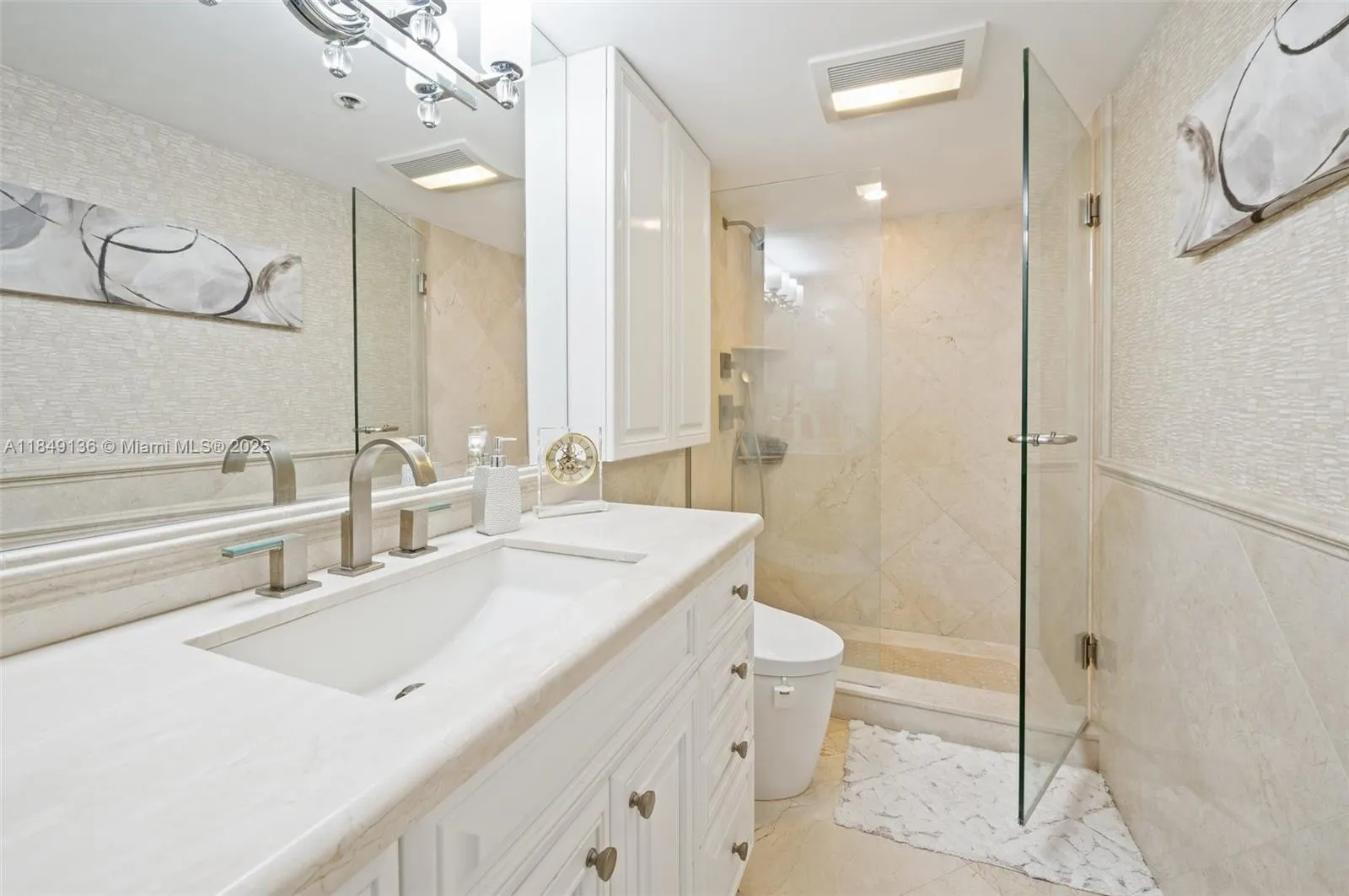 Bal Harbour, Florida 33154, United States, 3 Bedrooms Bedrooms, ,3 BathroomsBathrooms,Residential,Active,180939