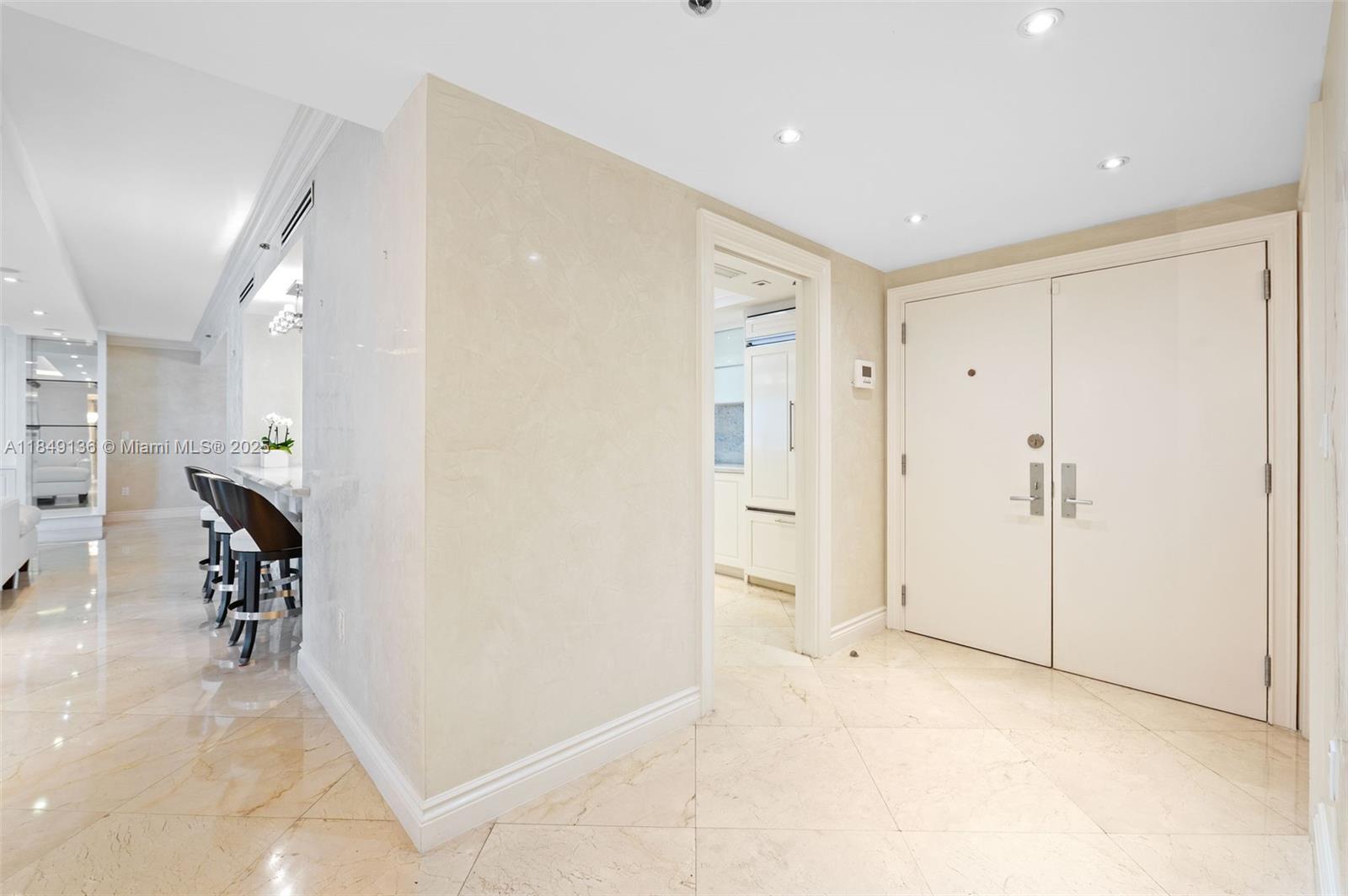 10205 Collins Ave 404