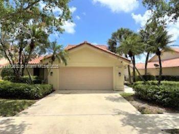 SARATOGA POINTE - Residential