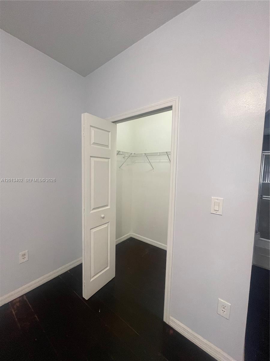 HAMPTON ISLES CONDO - Residential Lease