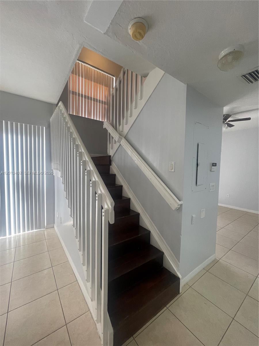 HAMPTON ISLES CONDO - Residential Lease