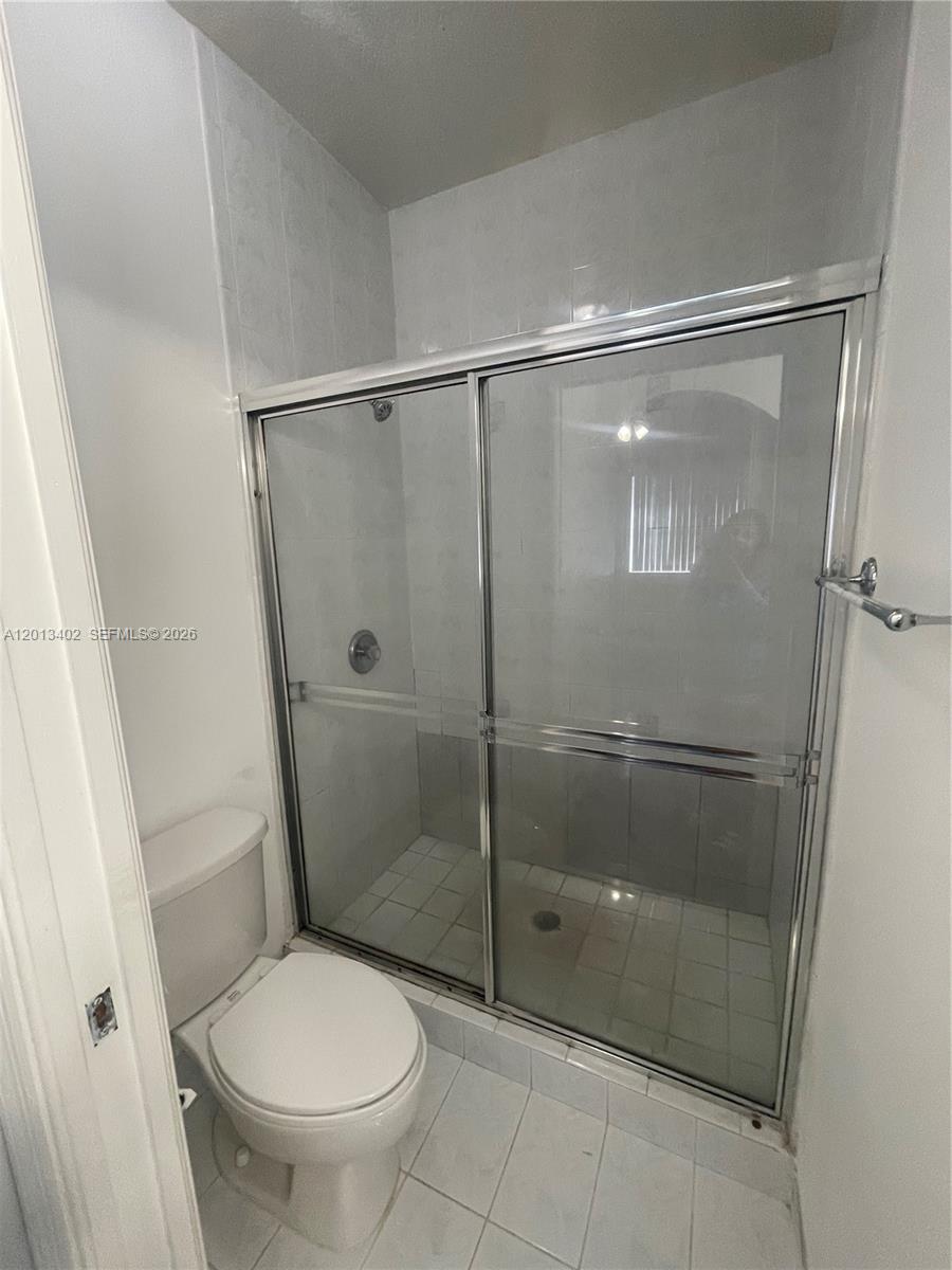 HAMPTON ISLES CONDO - Residential Lease