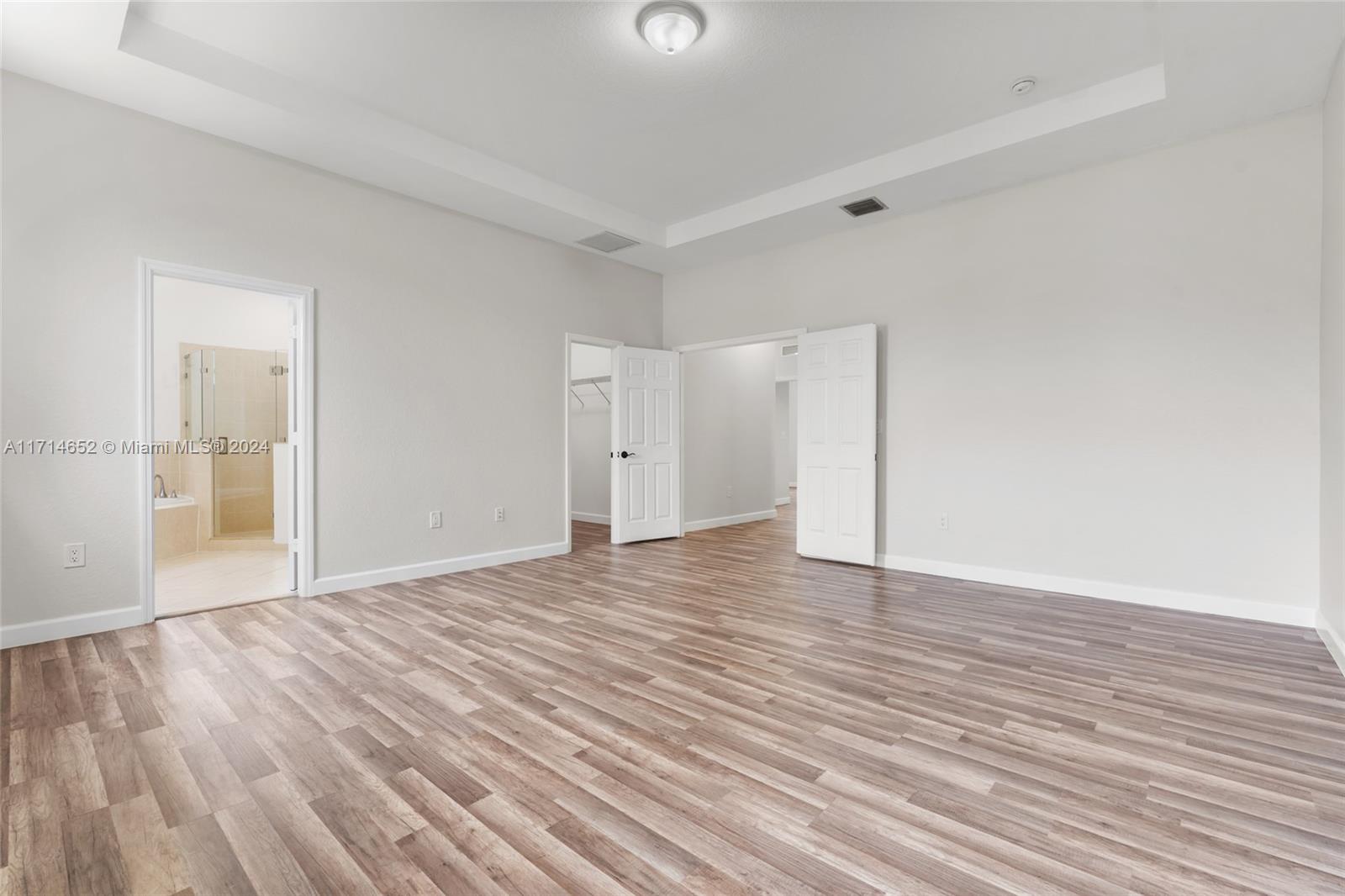 SILVER PALM EAST SECTION - Residential