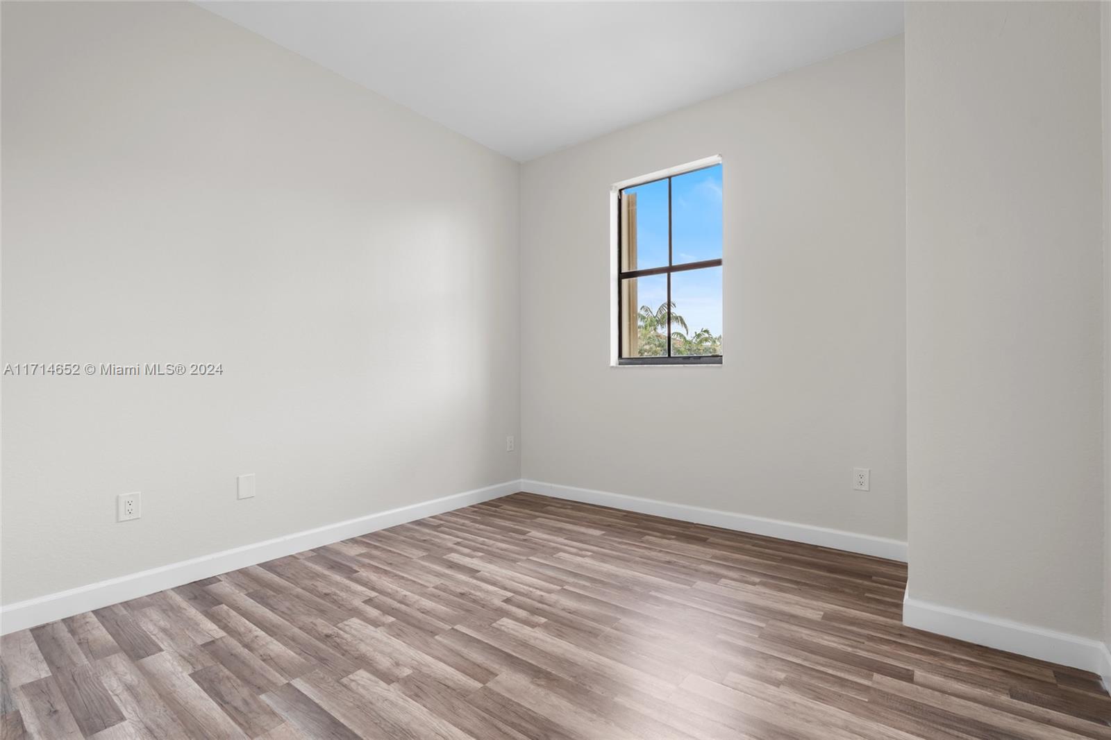 SILVER PALM EAST SECTION - Residential
