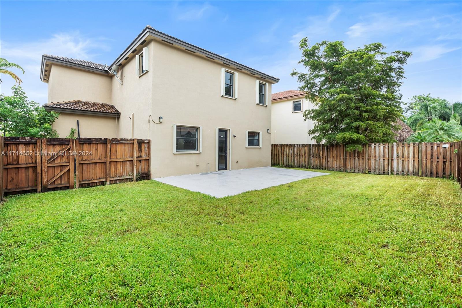 SILVER PALM EAST SECTION - Residential