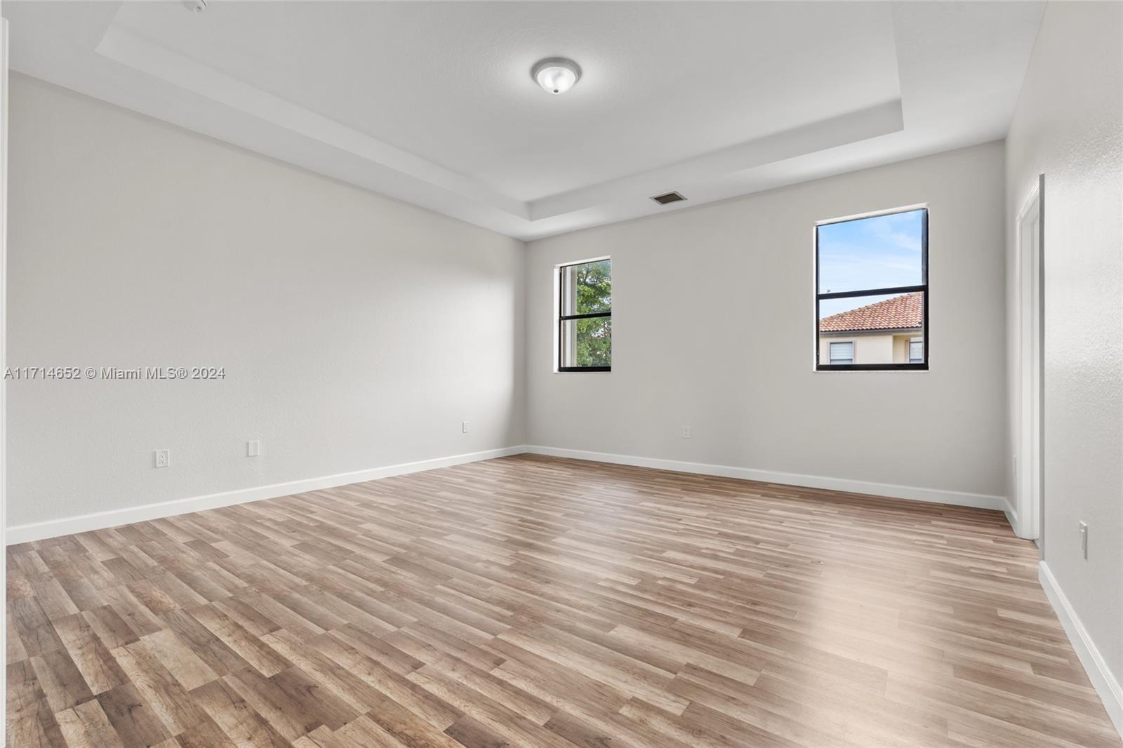 SILVER PALM EAST SECTION - Residential
