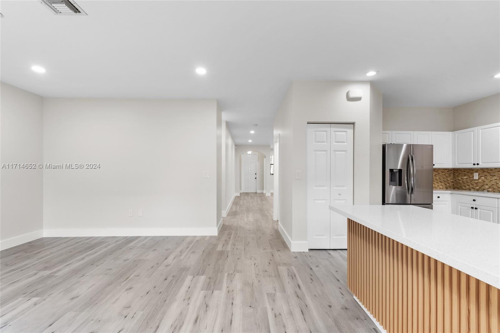 SILVER PALM EAST SECTION - Residential