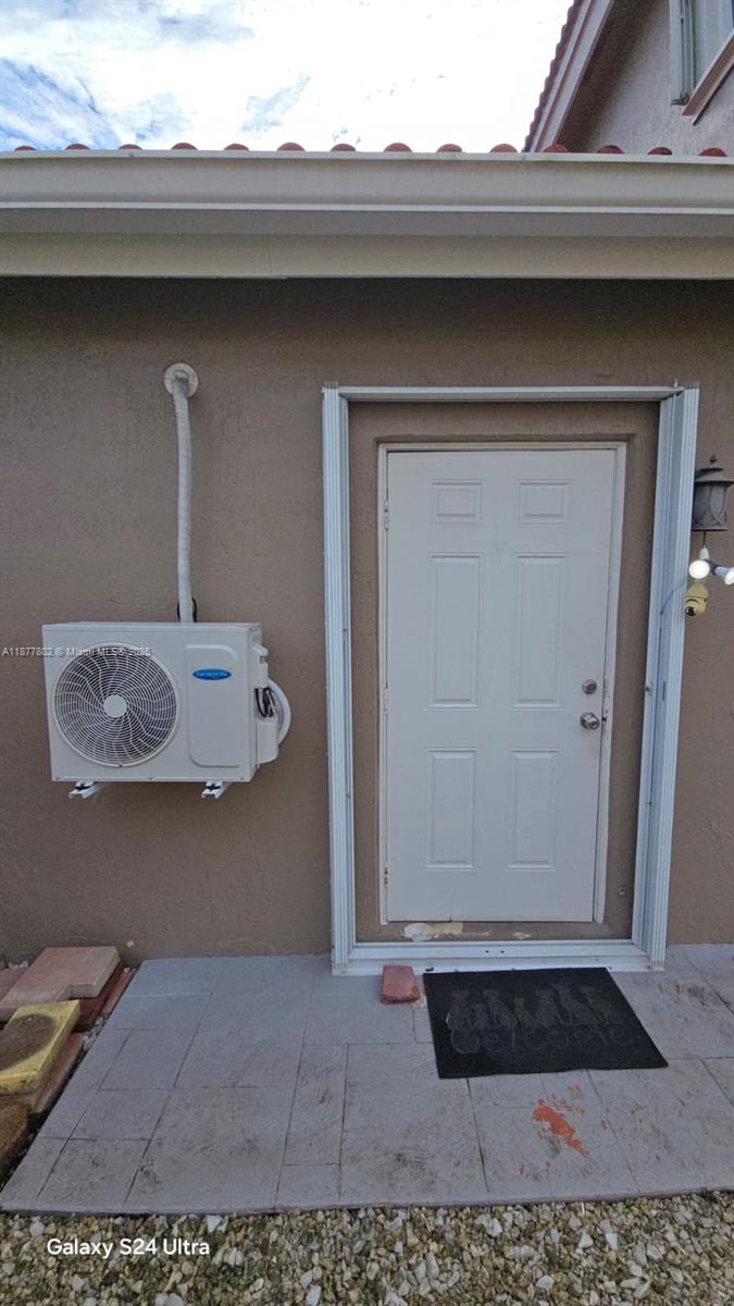 OAK CREEK SOUTH - Residential