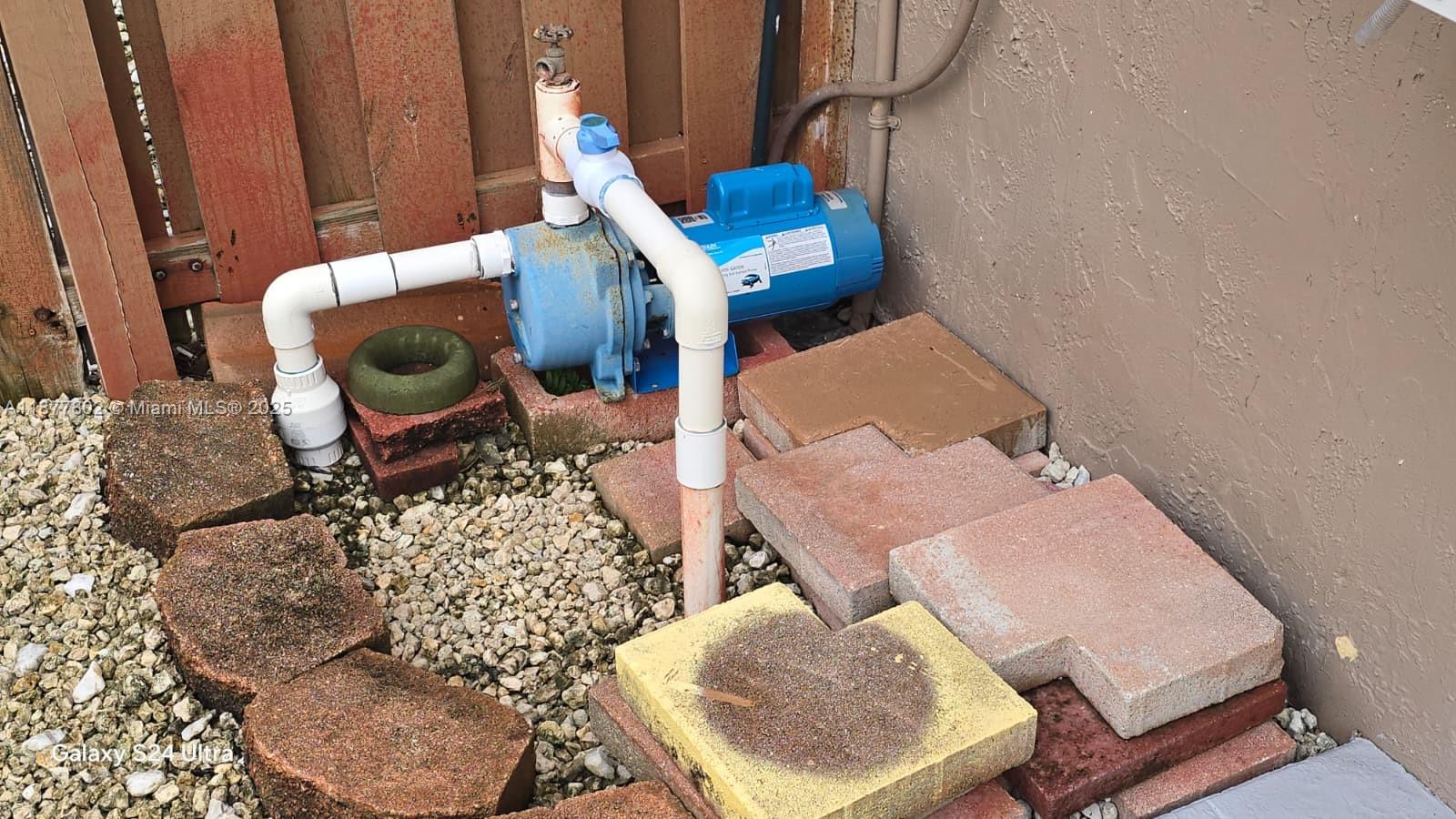 OAK CREEK SOUTH - Residential