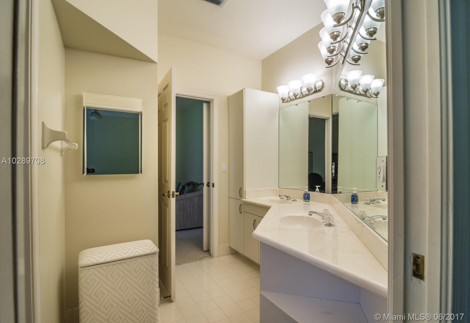 Pelican Landing - Residential