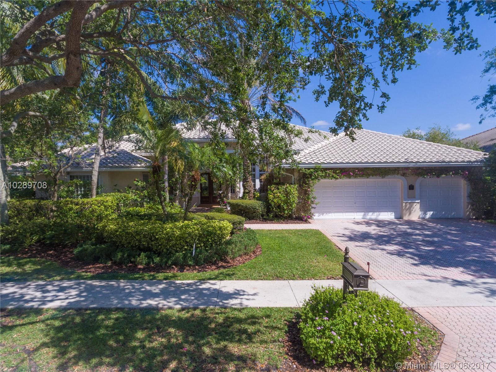 Pelican Landing - Residential