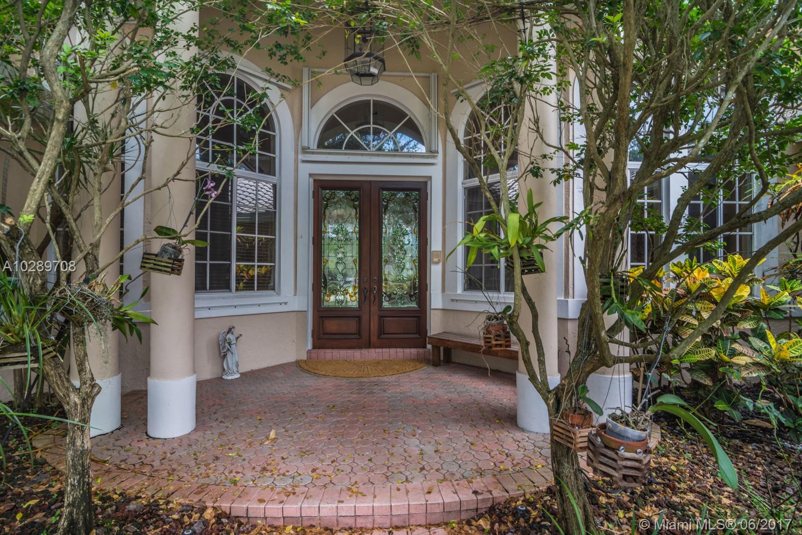 Pelican Landing - Residential