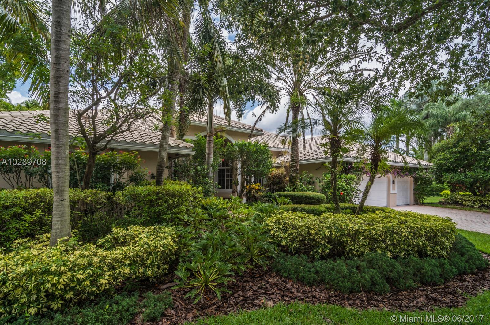 Pelican Landing - Residential