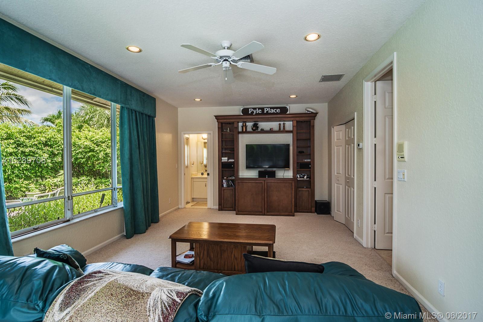 Pelican Landing - Residential