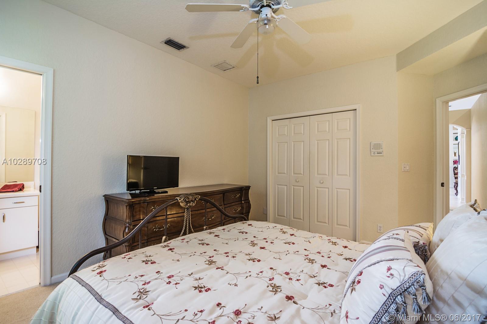 Pelican Landing - Residential