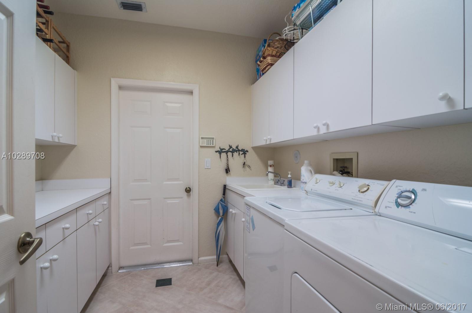 Pelican Landing - Residential