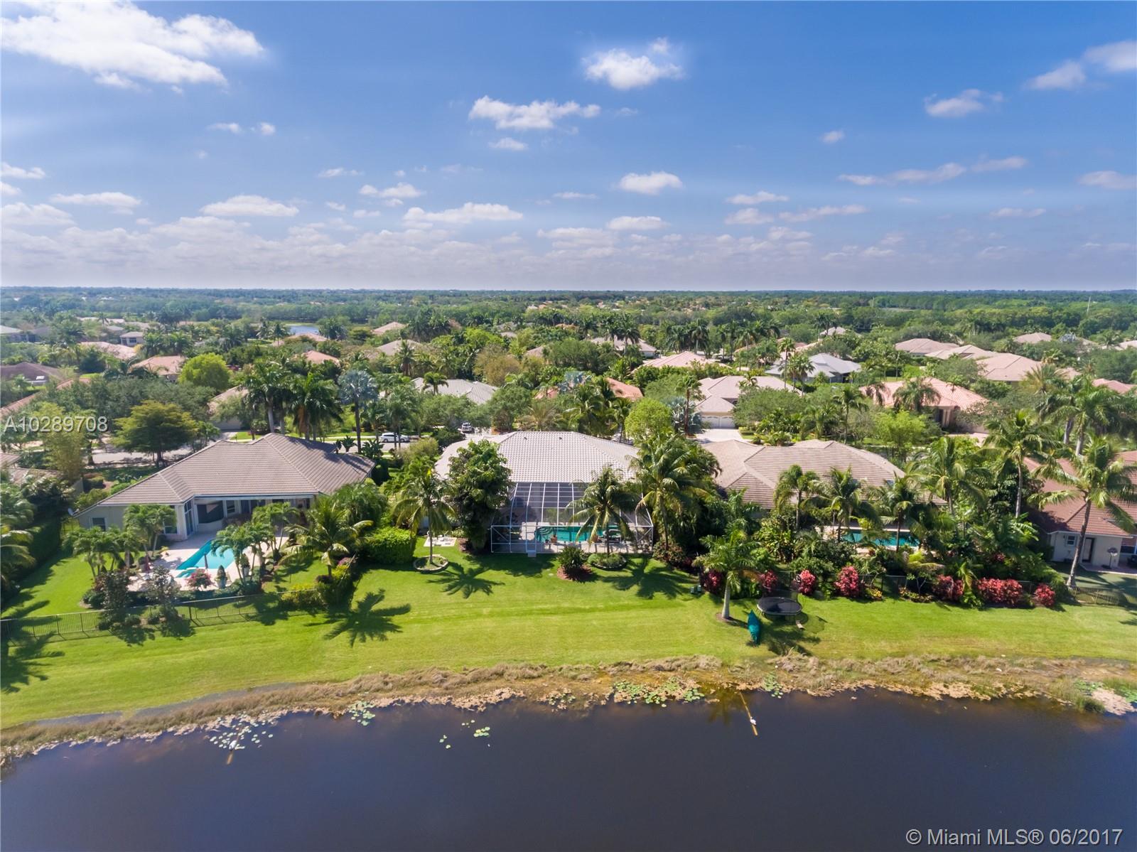 Pelican Landing - Residential