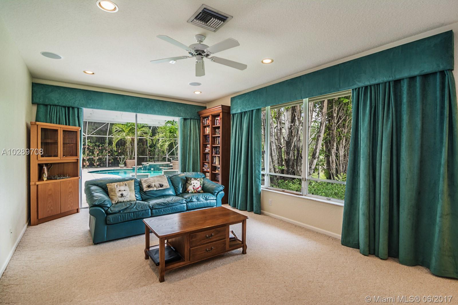 Pelican Landing - Residential