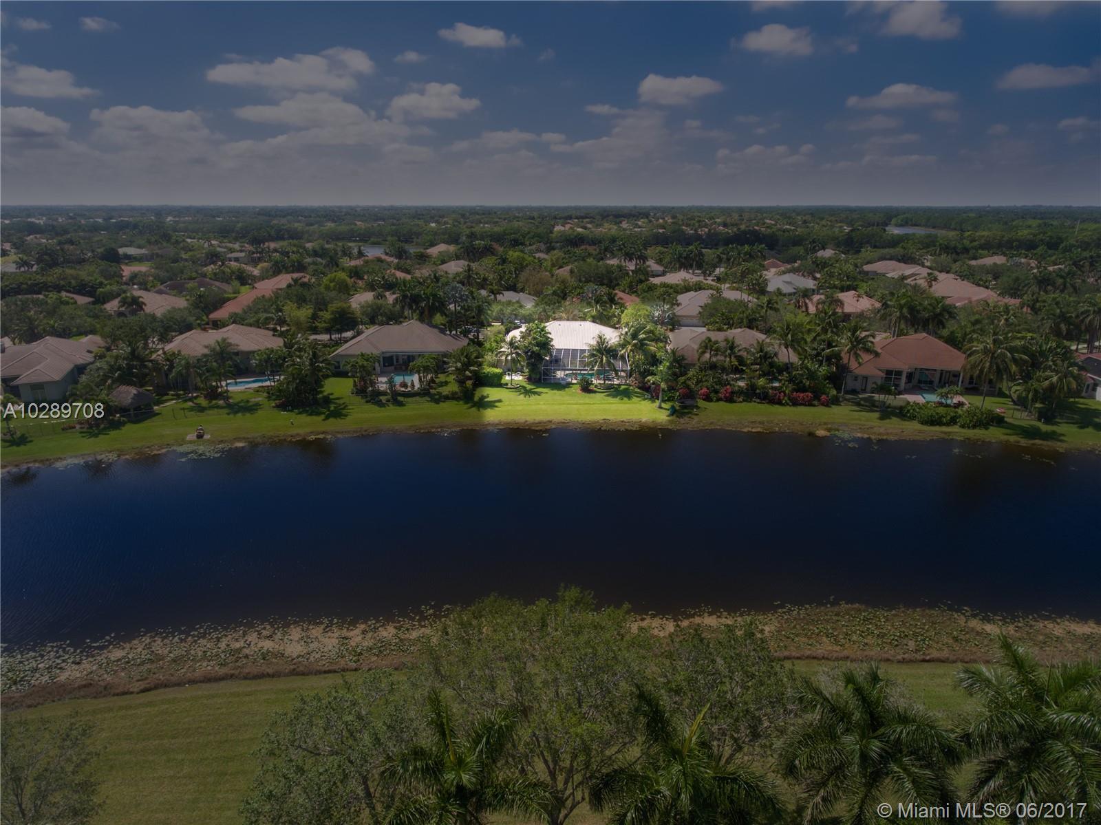Pelican Landing - Residential