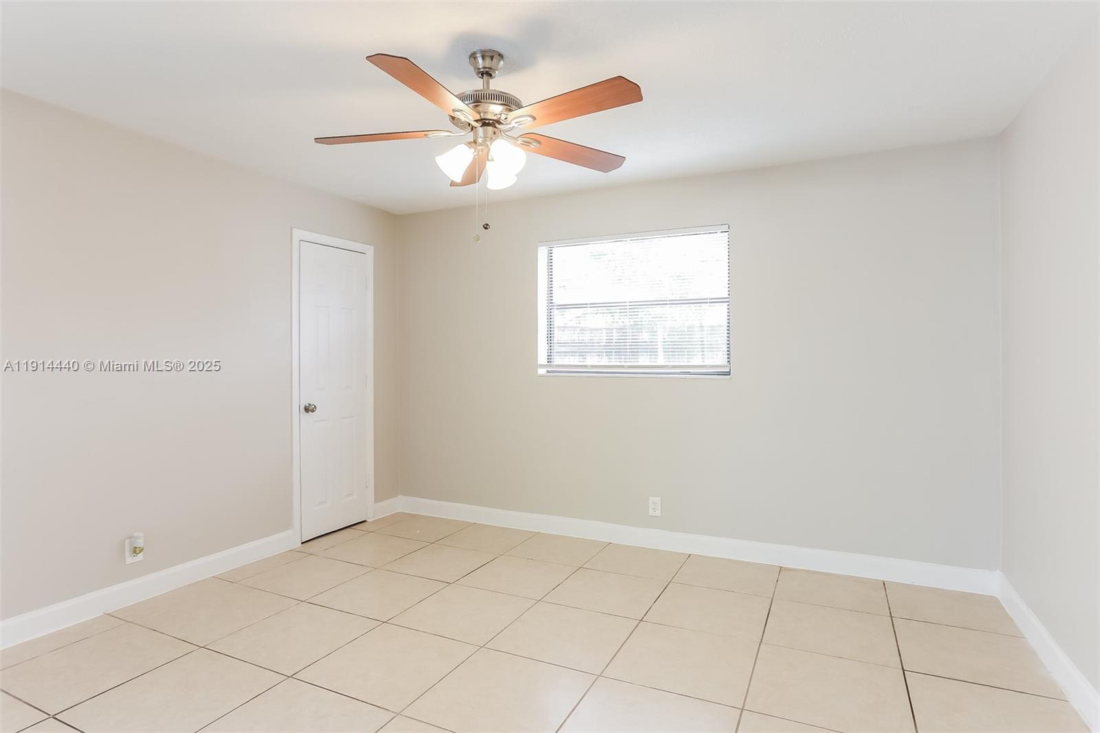 ORIOLE ESTATES SEC 6 - Residential Lease