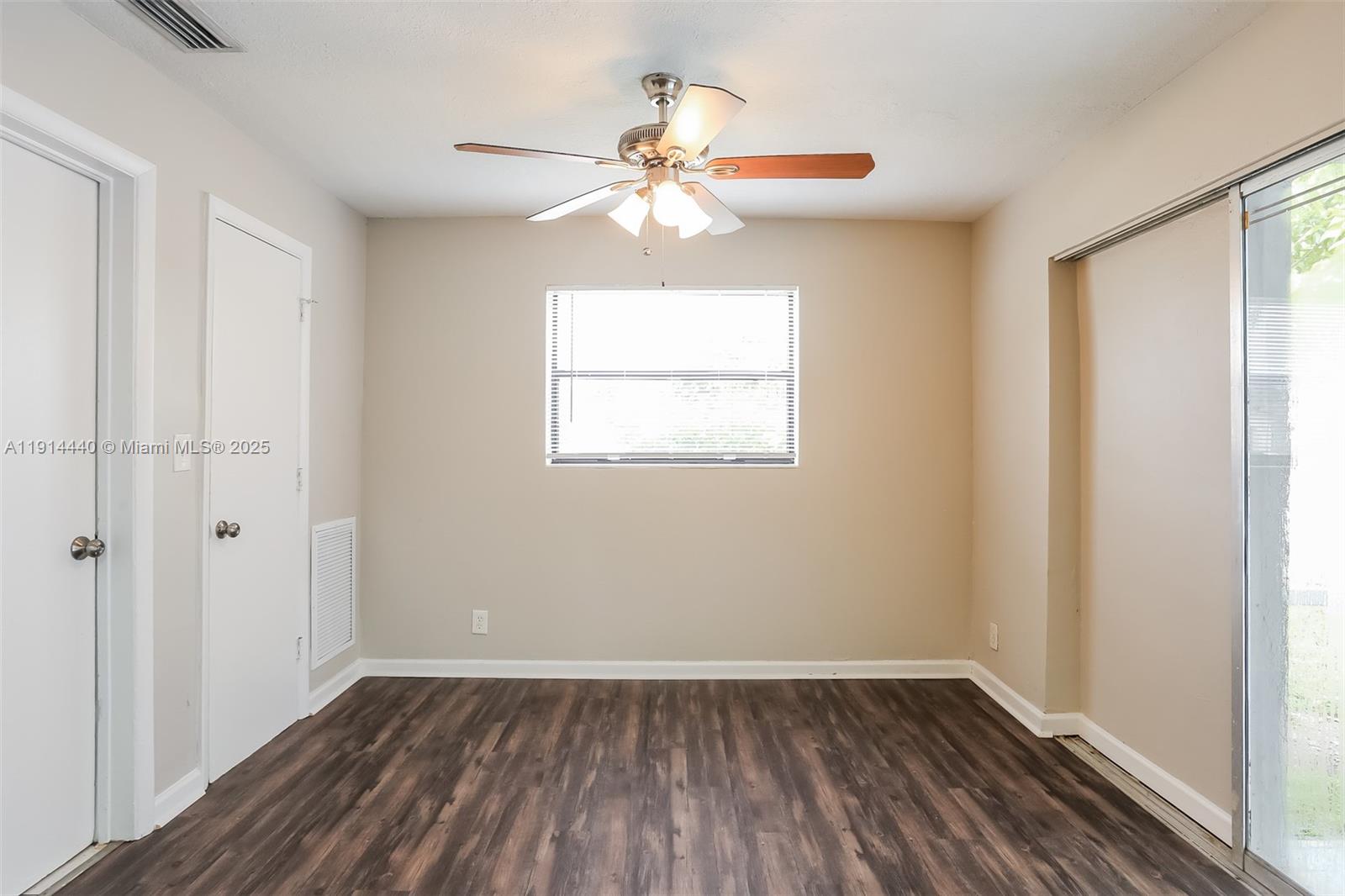 ORIOLE ESTATES SEC 6 - Residential Lease