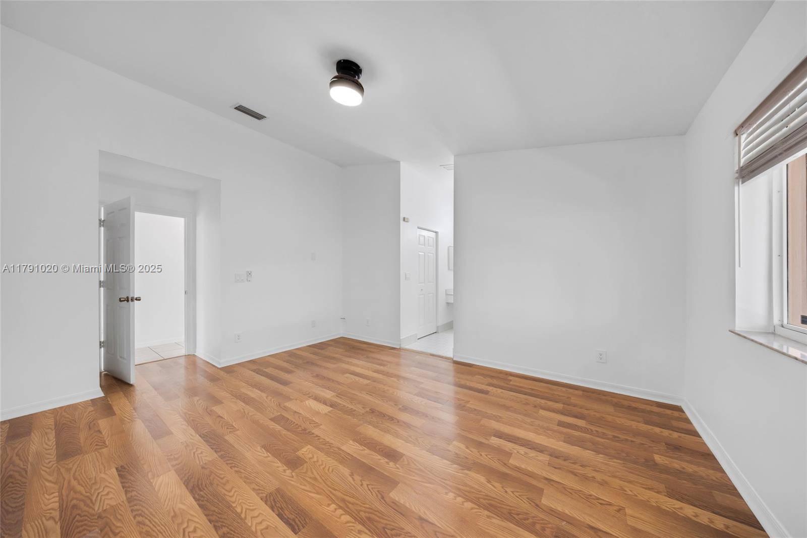 709 NW 208th Way 709
