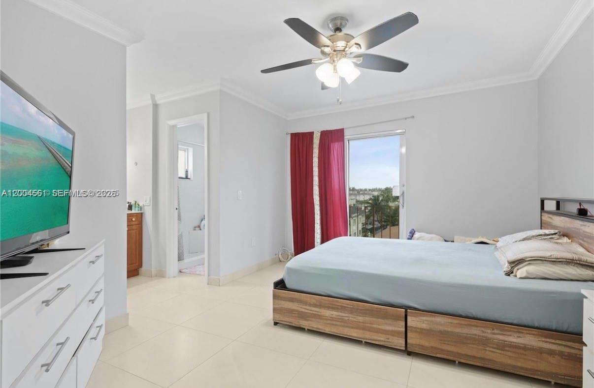 GOLDEN GATE CONDO - Residential