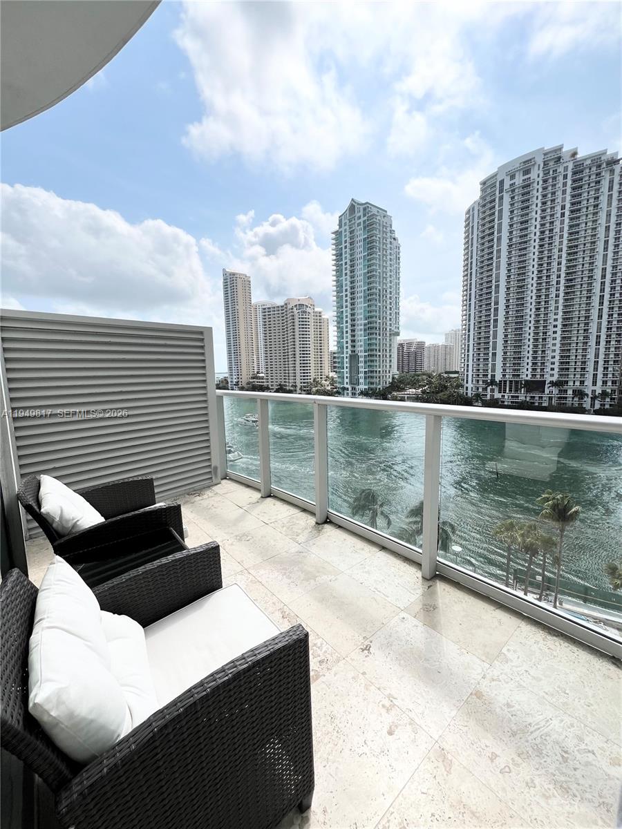 300 S Biscayne Blvd L-814