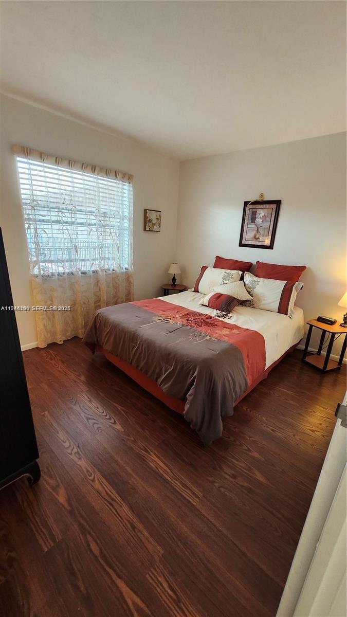 SOMERSET NO 1 CONDO - Residential