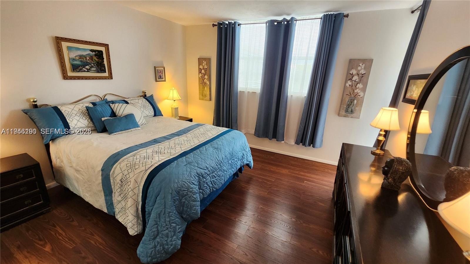 SOMERSET NO 1 CONDO - Residential