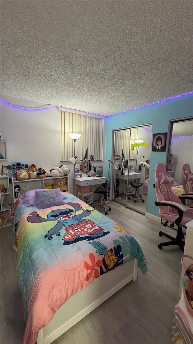 SAMARI LAKE EAST CONDO - Residential Lease