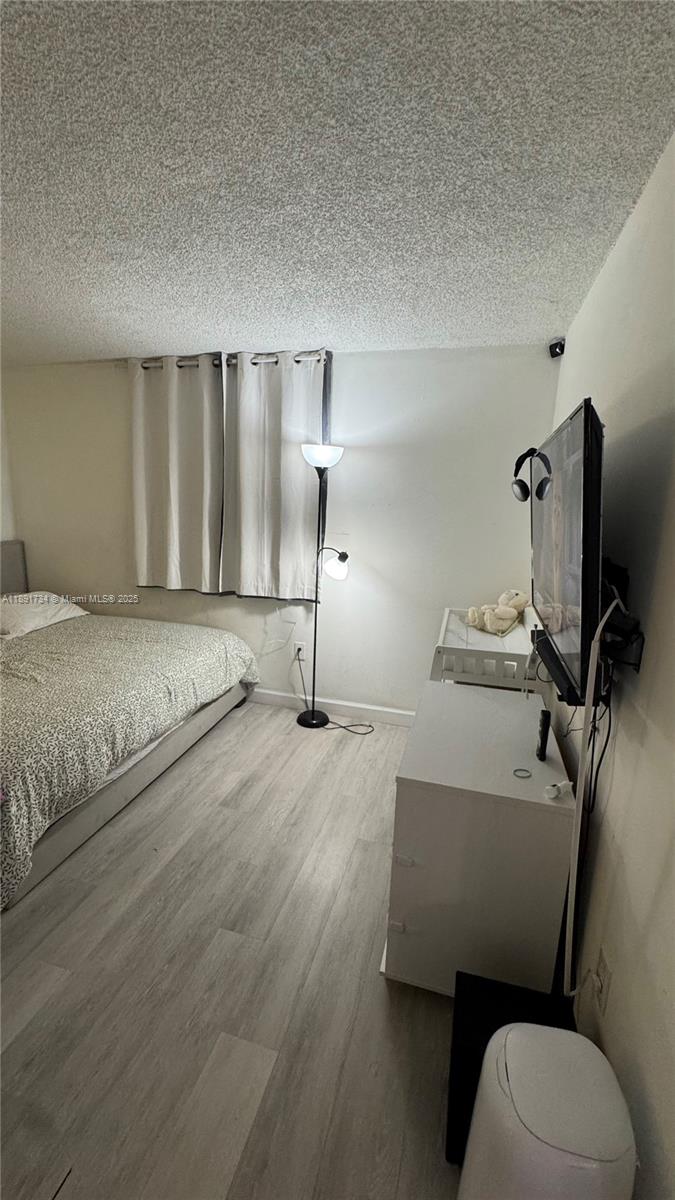 SAMARI LAKE EAST CONDO - Residential Lease