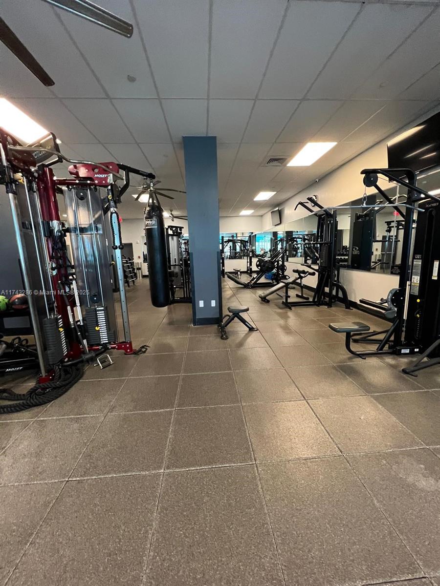 WAVE CONDO - Residential Lease