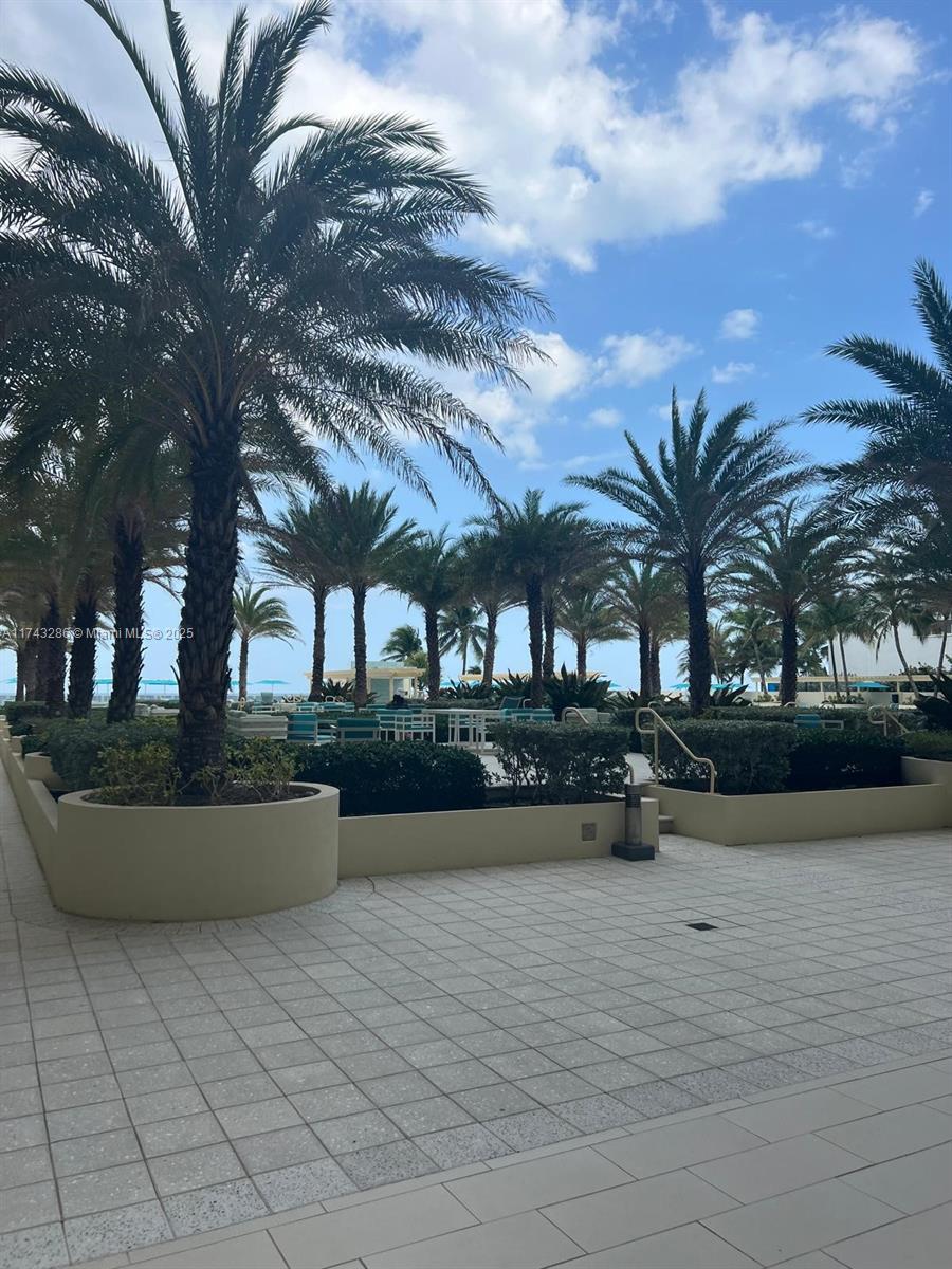 WAVE CONDO - Residential Lease