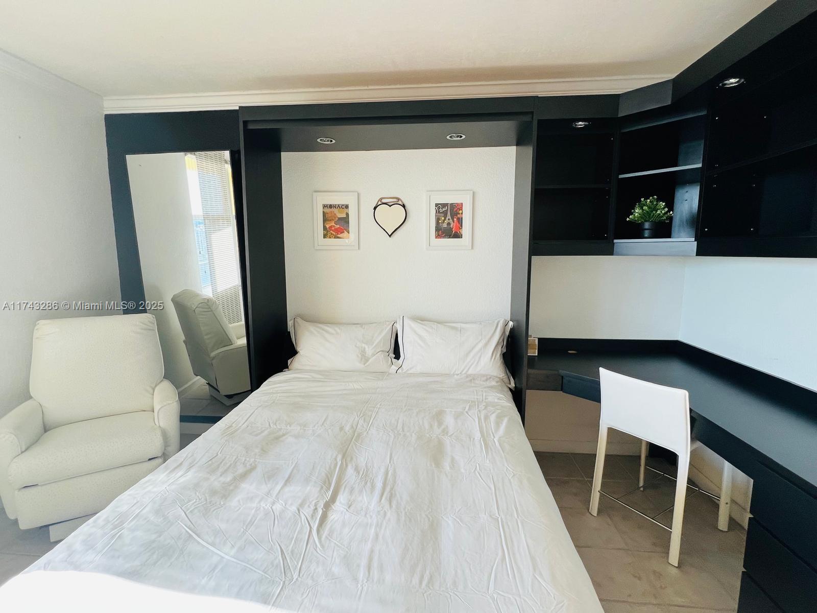 WAVE CONDO - Residential Lease