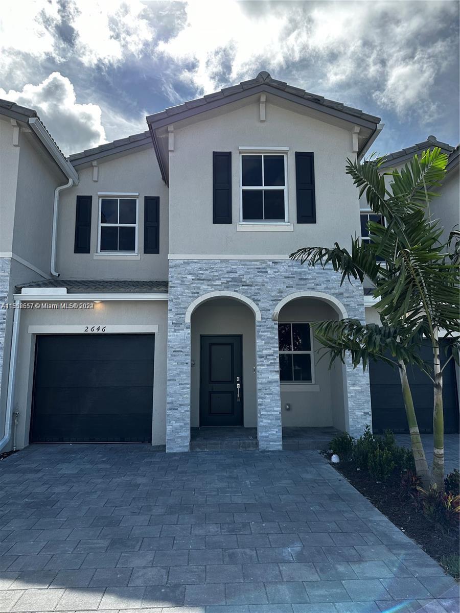 KEYS GATE RESIDENTIAL - Residential Lease