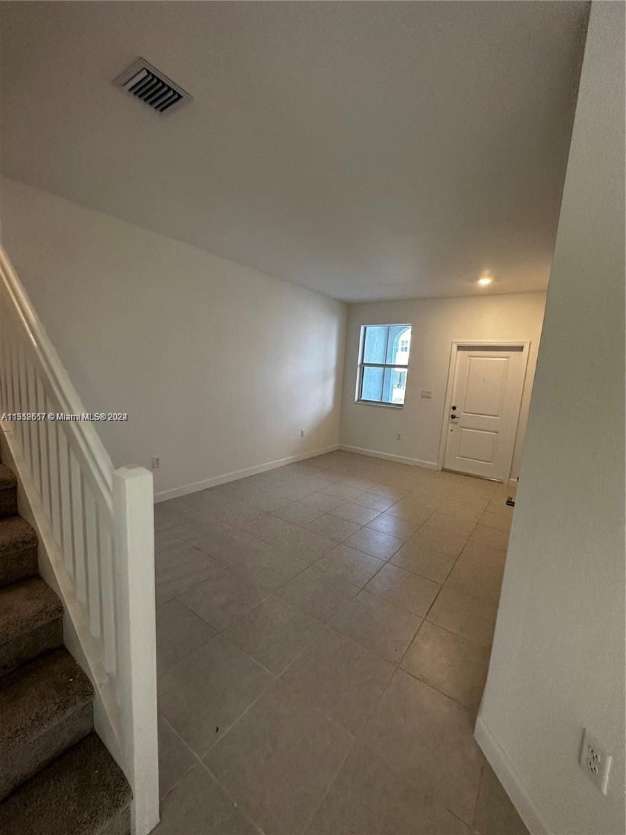KEYS GATE RESIDENTIAL - Residential Lease