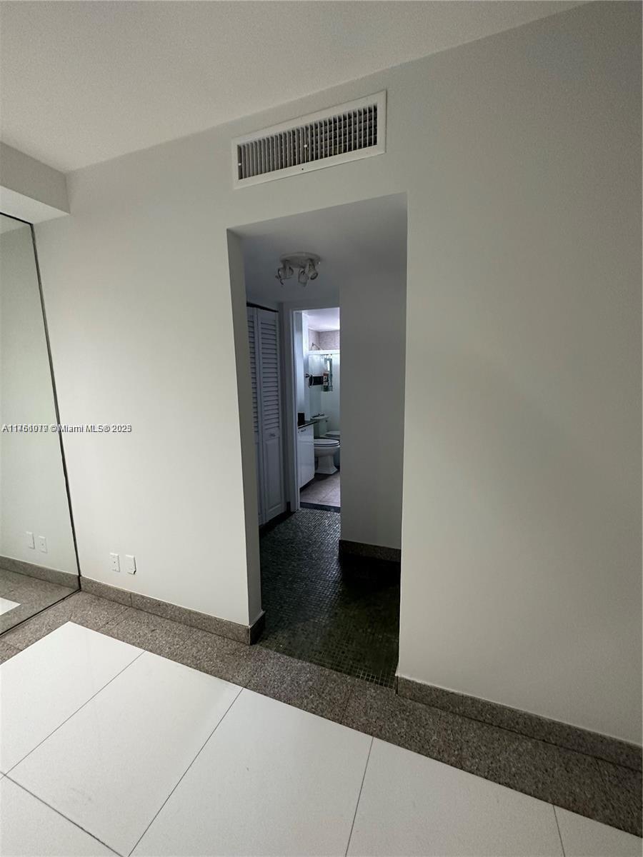 LSOLEI AT HALLANDALE BEAC - Residential