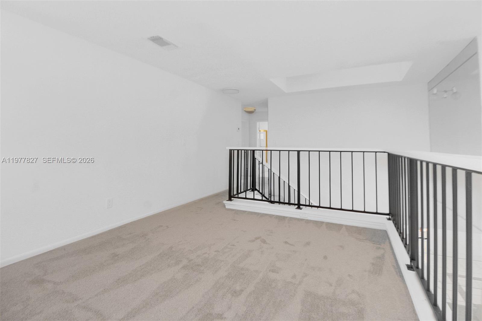 LIVE OAK OF THE HAMMOCKS - Residential Lease