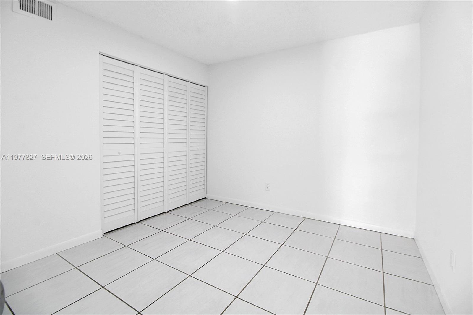 LIVE OAK OF THE HAMMOCKS - Residential Lease