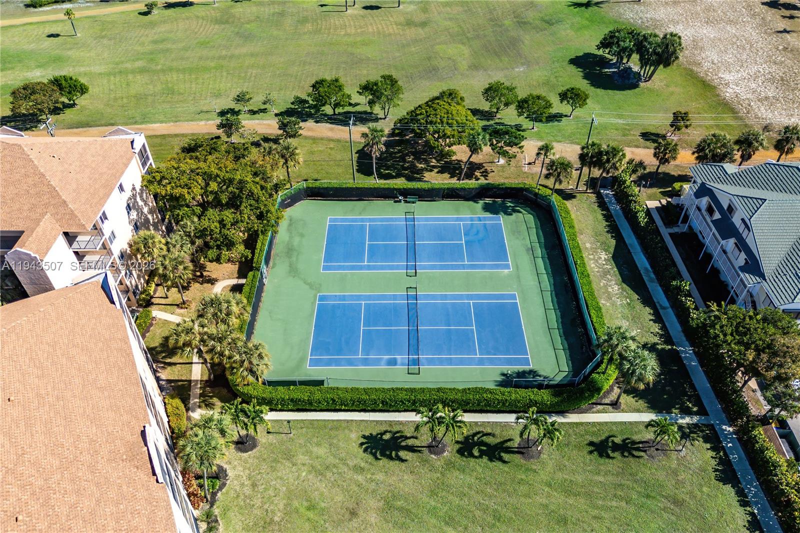 JUPITER BAY EAST CONDO - Residential