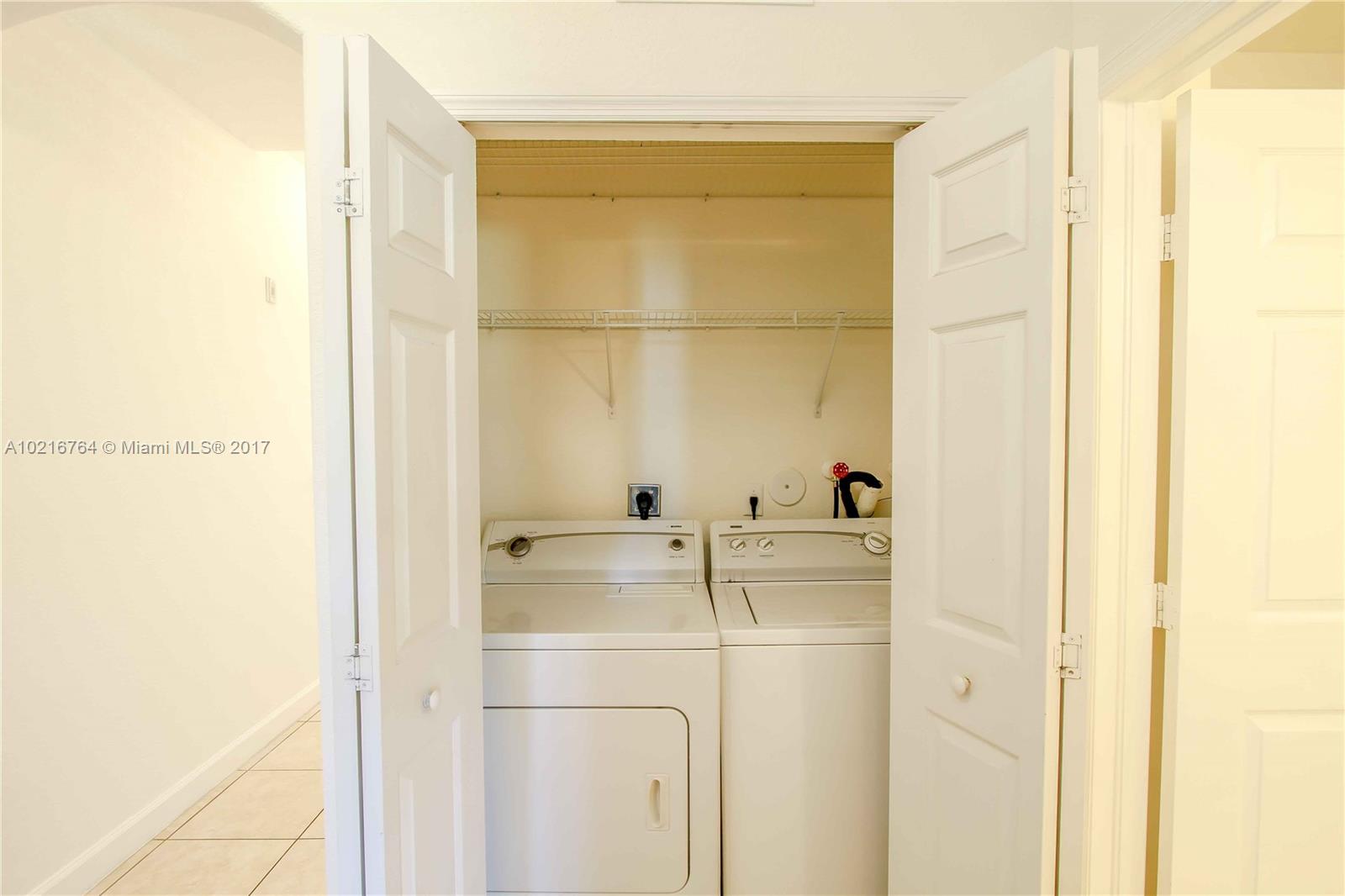 Las Sevillas - Residential Lease