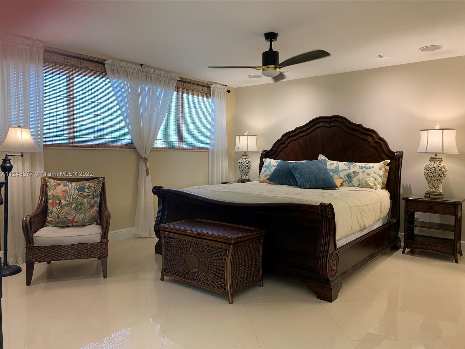 HAMMER POINT - Residential