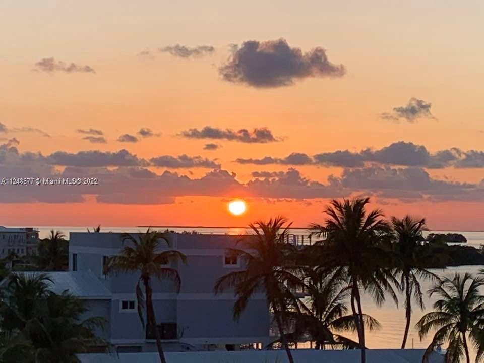 HAMMER POINT - Residential