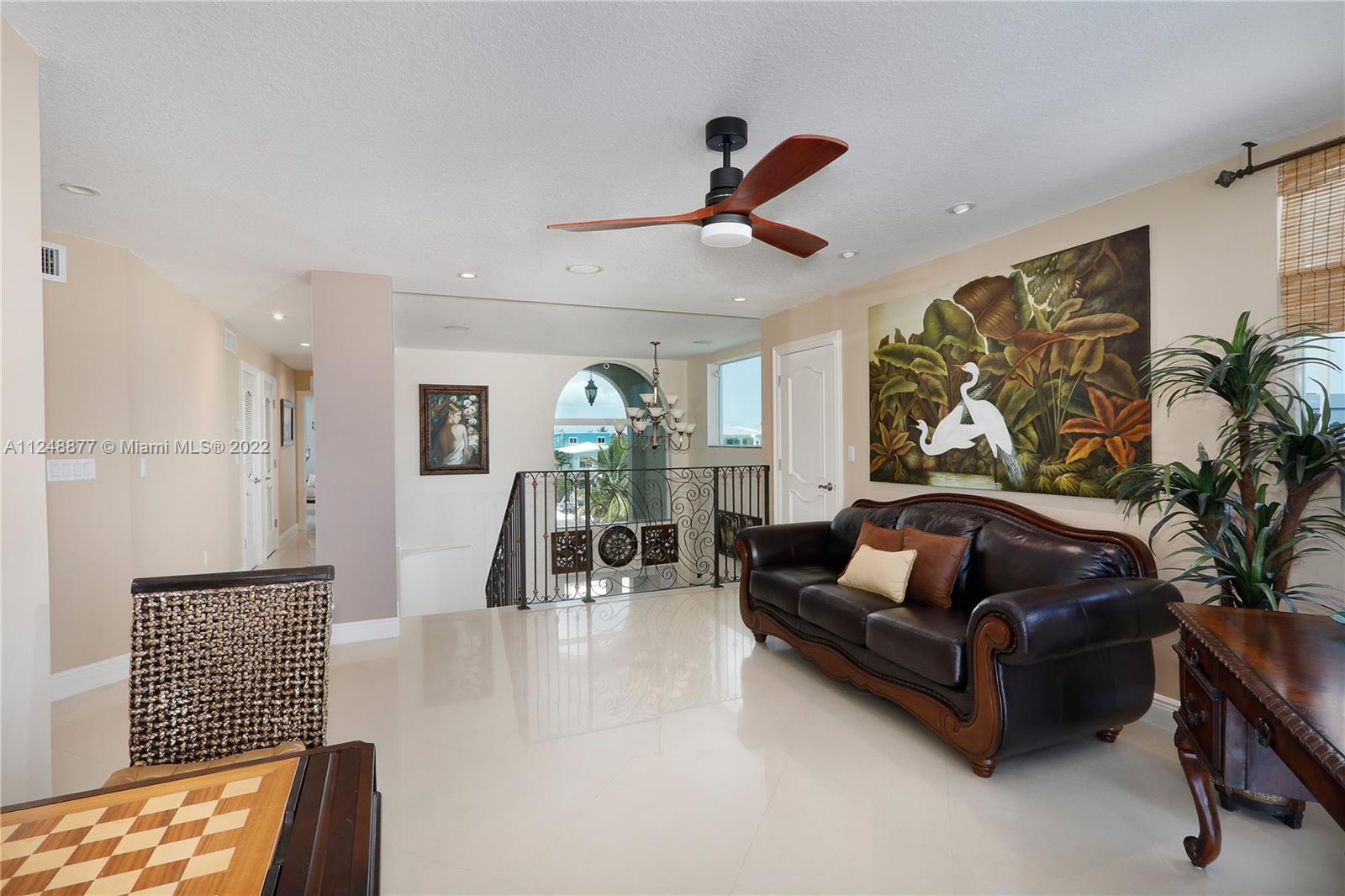 HAMMER POINT - Residential