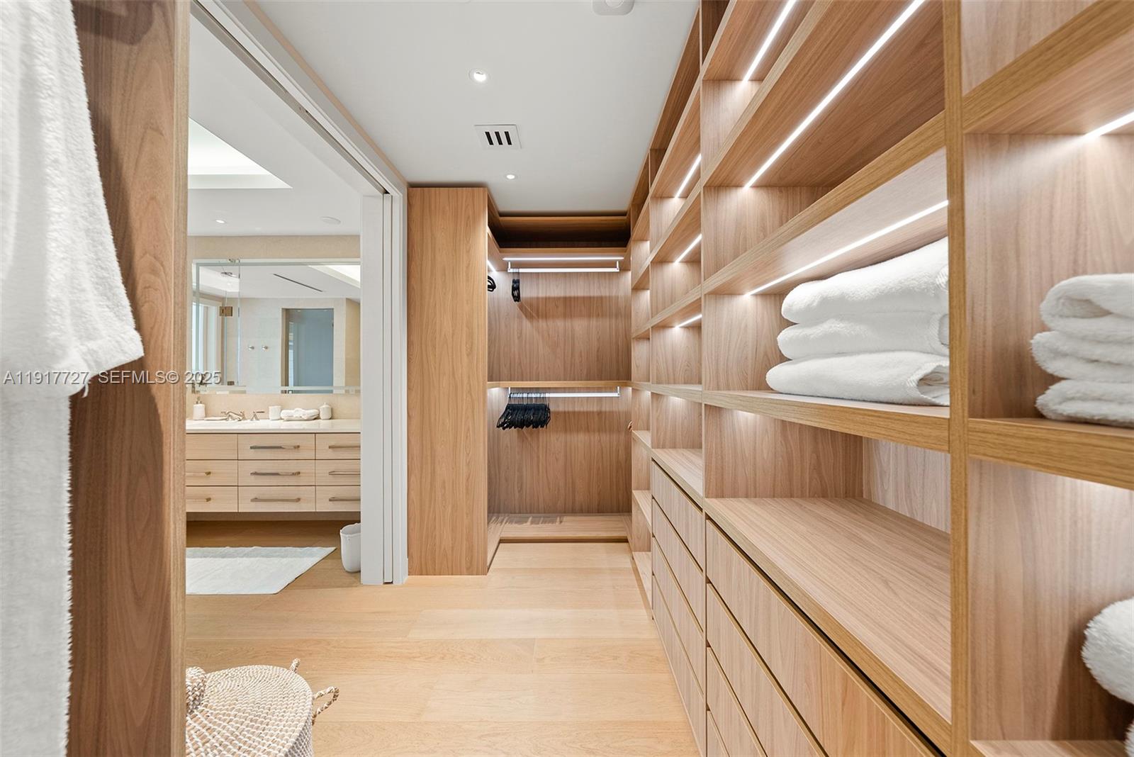 OCEANSIDE @ FISHER ISL CO - Residential Lease