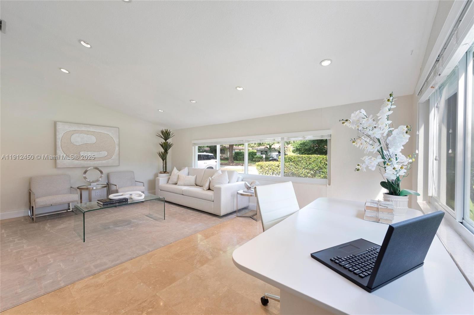 CORAL GABLES RIV SEC 6 - Residential