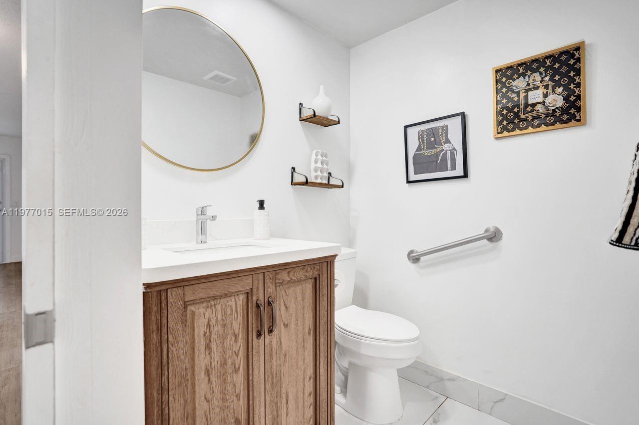 KINGS POINT MONACO CONDOS - Residential