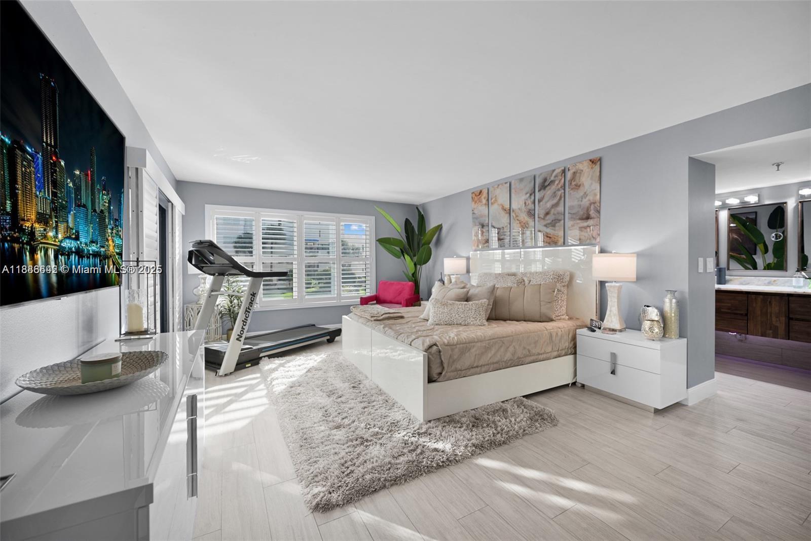 EVERGLADES OF NORTH PALM - Residential Lease