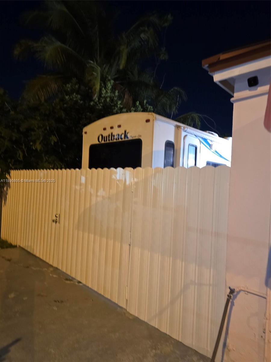 HIALEAH REV PL 12TH ADDN - Residential